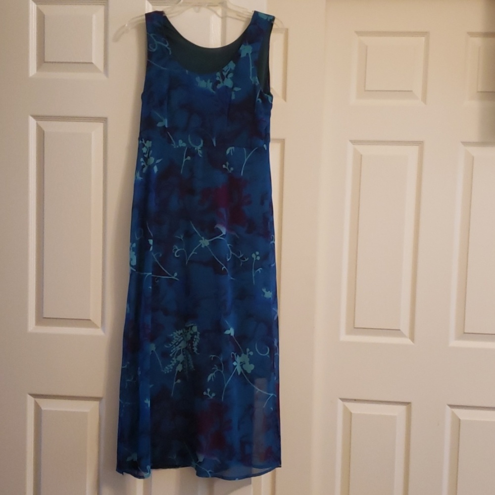 Blue dress